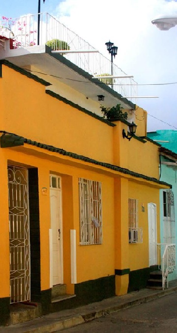 'Vista frontal' Casas particulares are an alternative to hotels in Cuba.